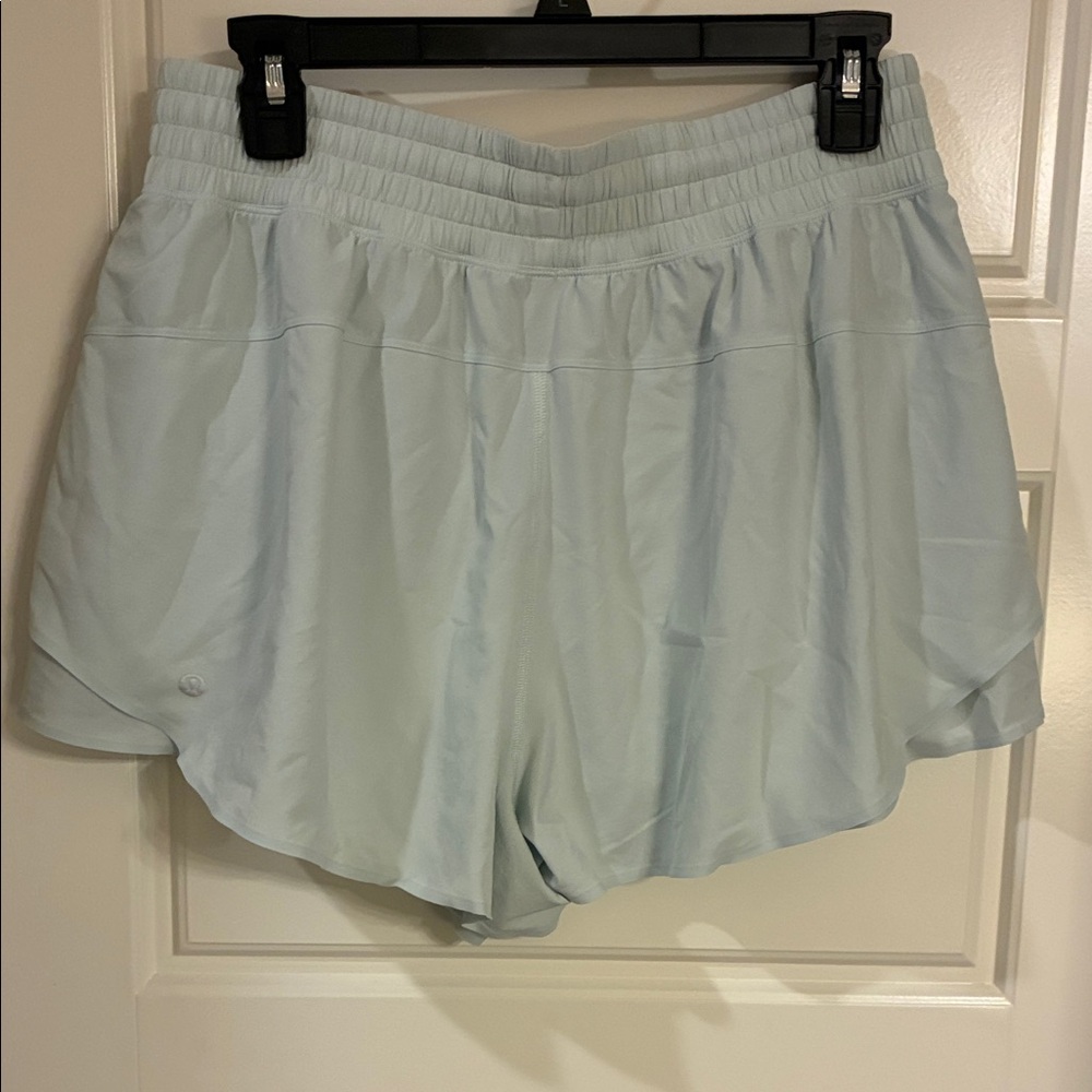 Shake It Out High Rise Running Shorts 2.5 - Picture 3 of 4
